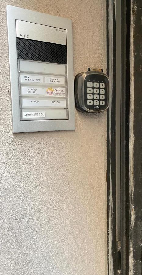 Casa Zinzuledda Cagliari Exterior photo